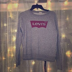 Levi’s sweatshirt